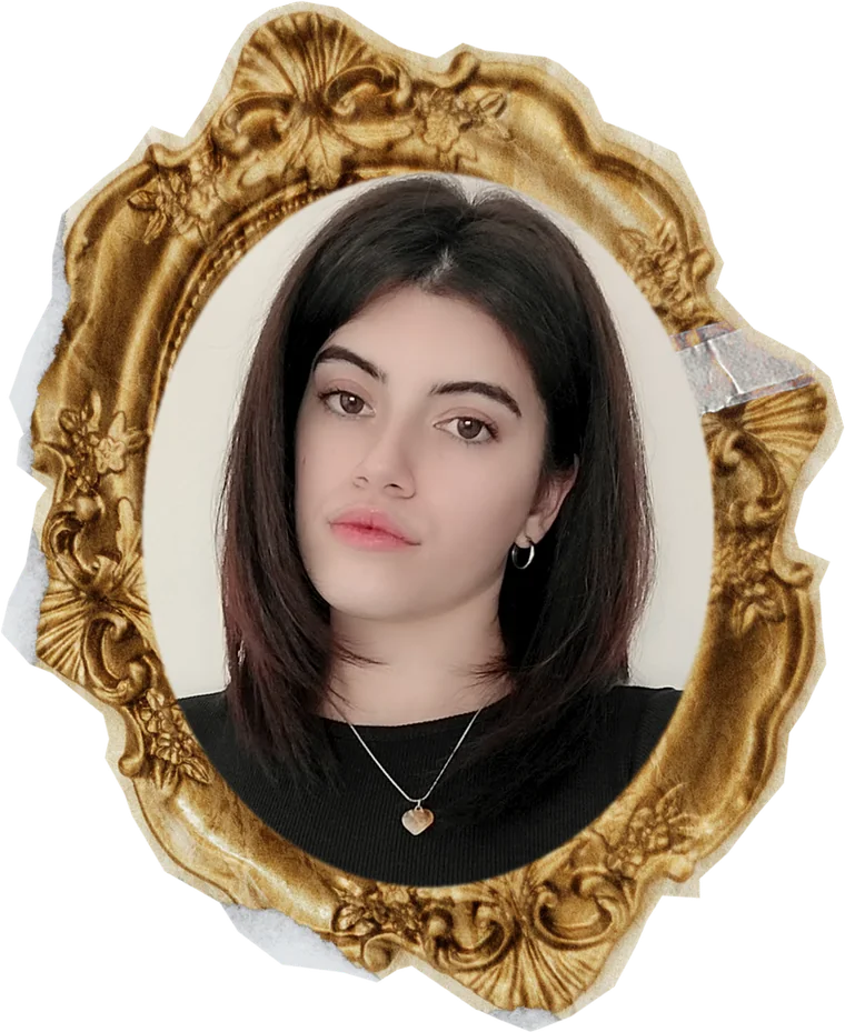 Paz Fernández, retrato enmarcado.